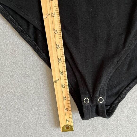 Torrid Foxy Scoop Neck Ringer Bodysuit Black Rainbow Trim Size 4X - Picture 7 of 9